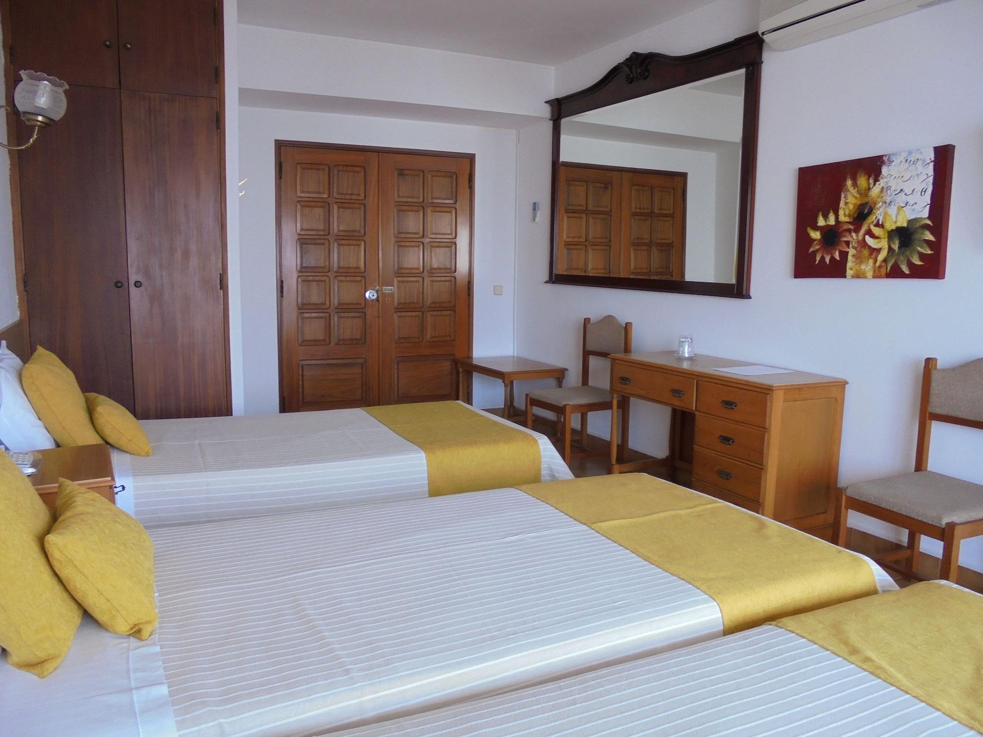 Boutique Hotel Marina S. Roque Лагос Екстериор снимка