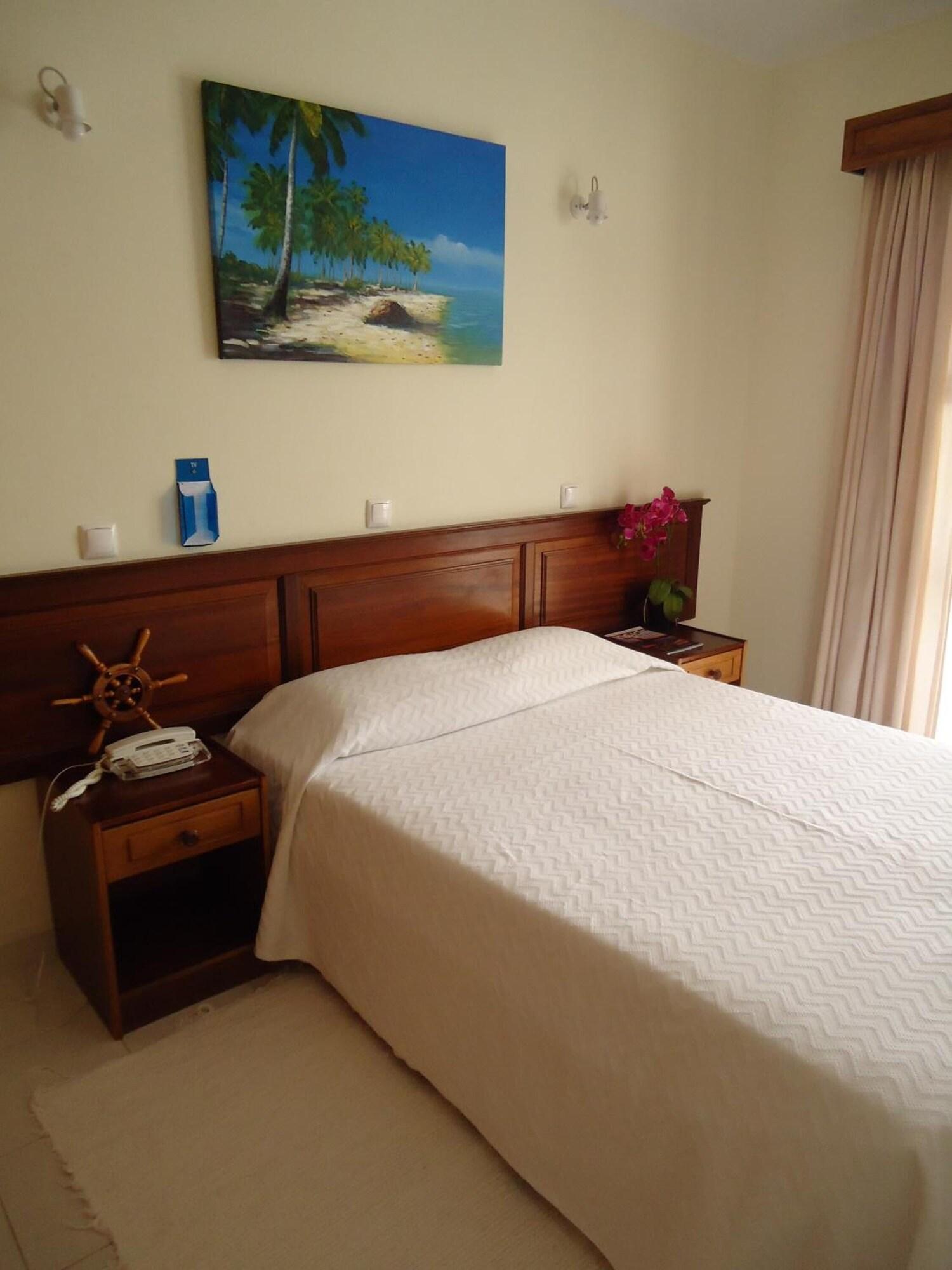 Boutique Hotel Marina S. Roque Лагос Екстериор снимка